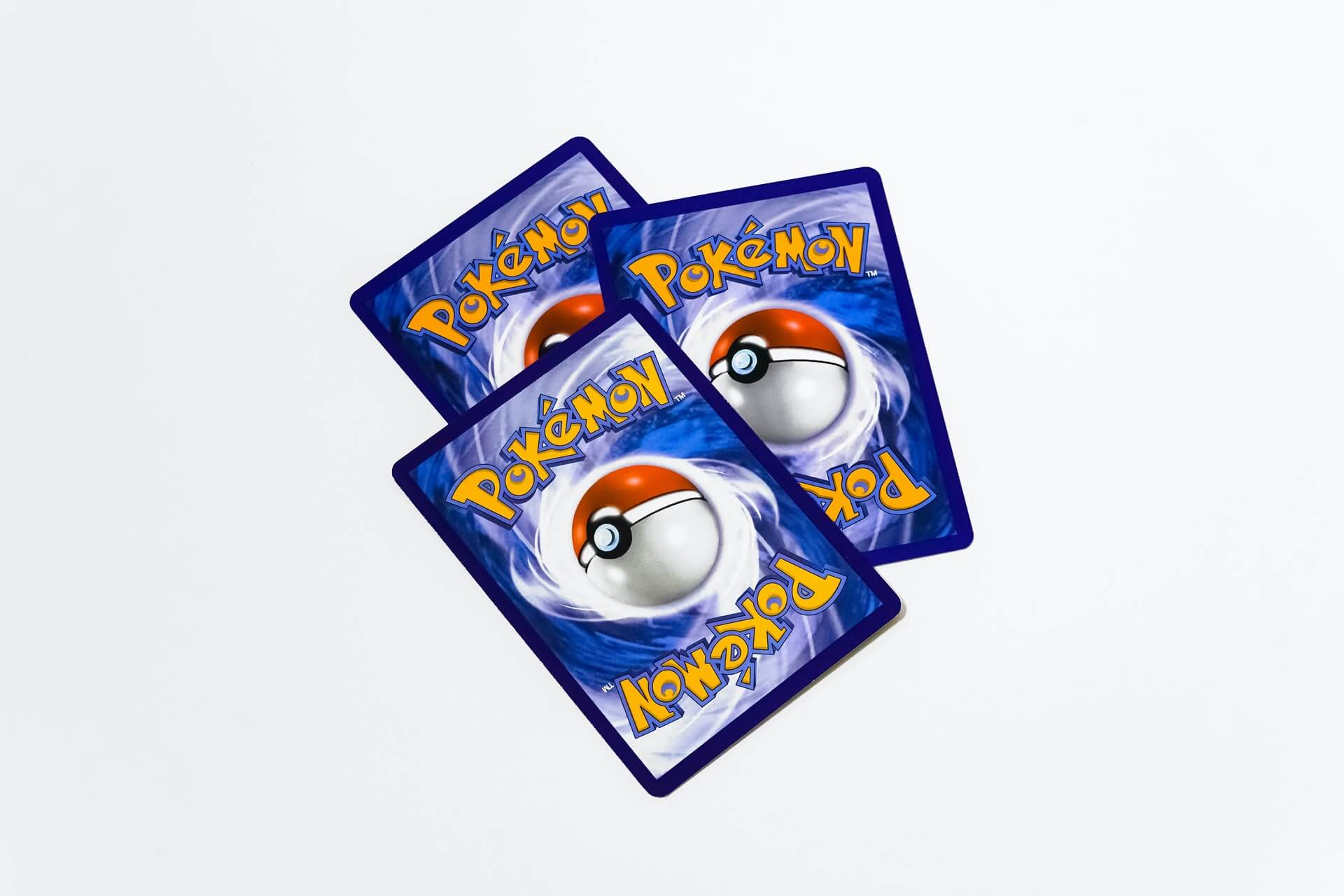 Acheter votre valisette Pokémon Dracaufeu chez Cardstoys !