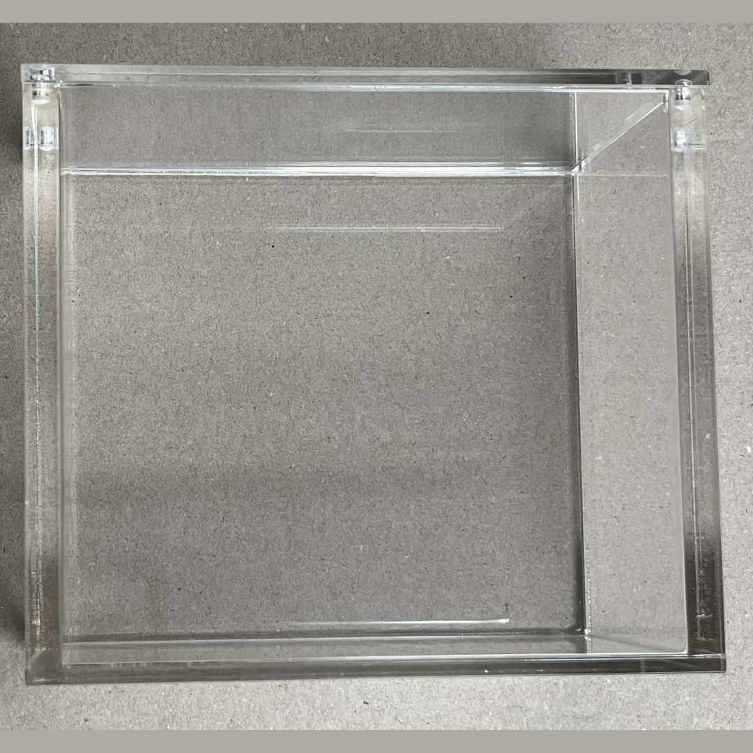 Protection acrylique avec aimant pour Display